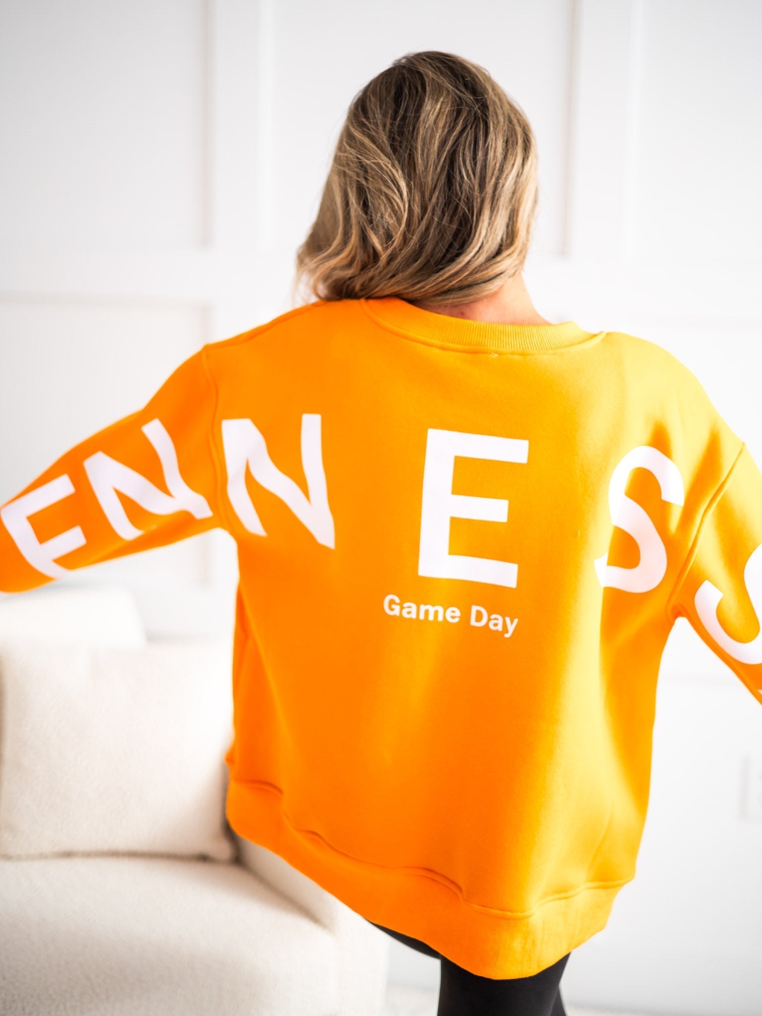 Curvy Tennessee Crewneck Pullover