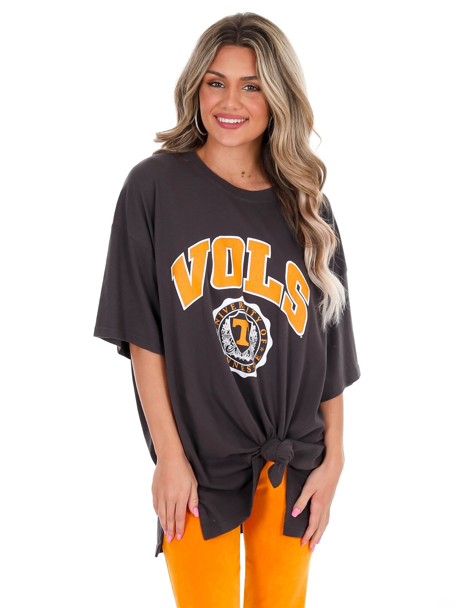 Tennessee Black Winnie Oversized Tee